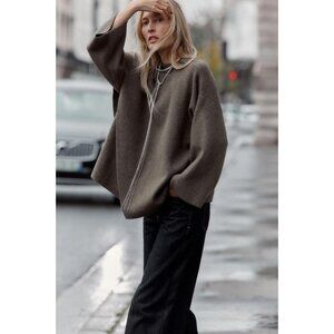 ZARA SHORT KNIT COAT WITH SCARF